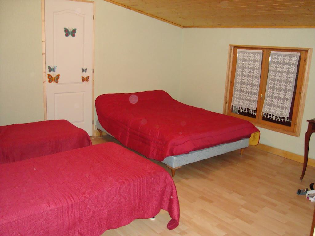 Bed and Breakfast La Croix De Bois Jayat Zimmer foto